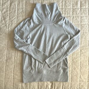 Lululemon High Lines Pullover - light gray size 4